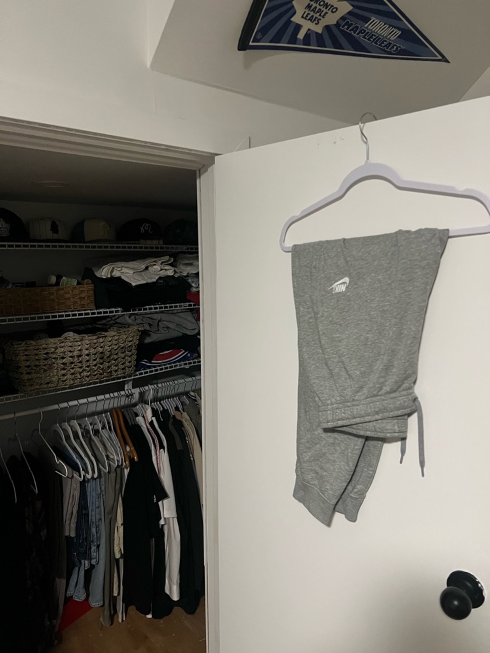 Nike Gray Heather Jogger Sweatpants